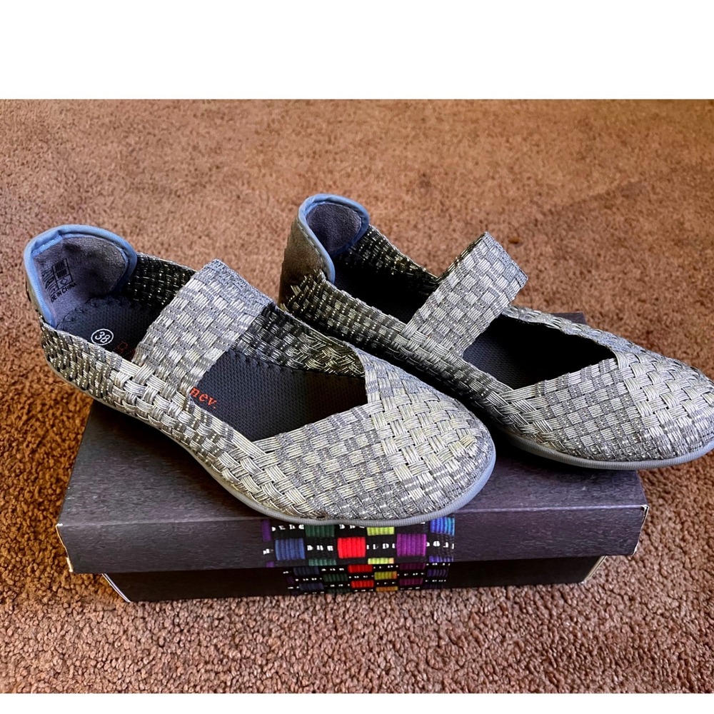 Bernie Mev Lulia Woven Mary Jane Flats Silver Grey/Blue Metallic Size 38 /7